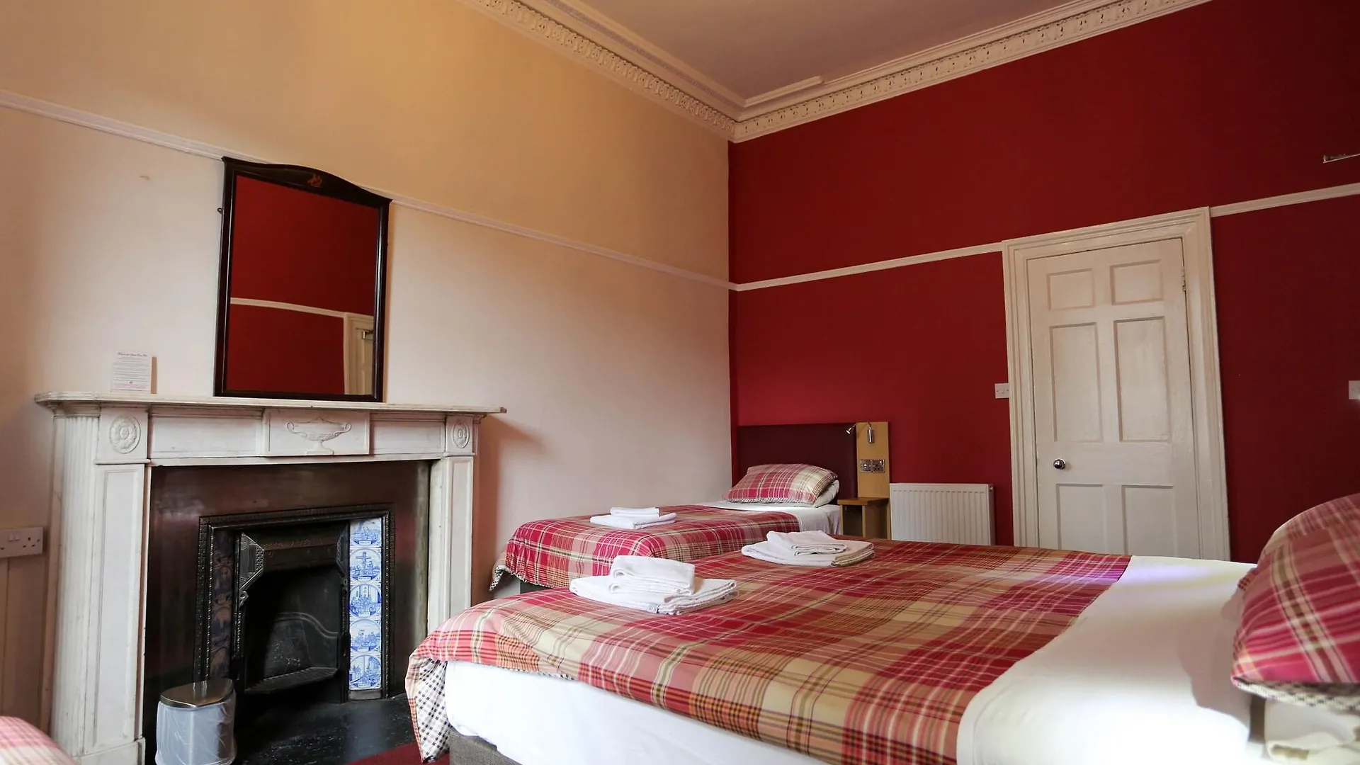 Affittacamere Regent House Hotel - City Centre Hotel Edimburgo