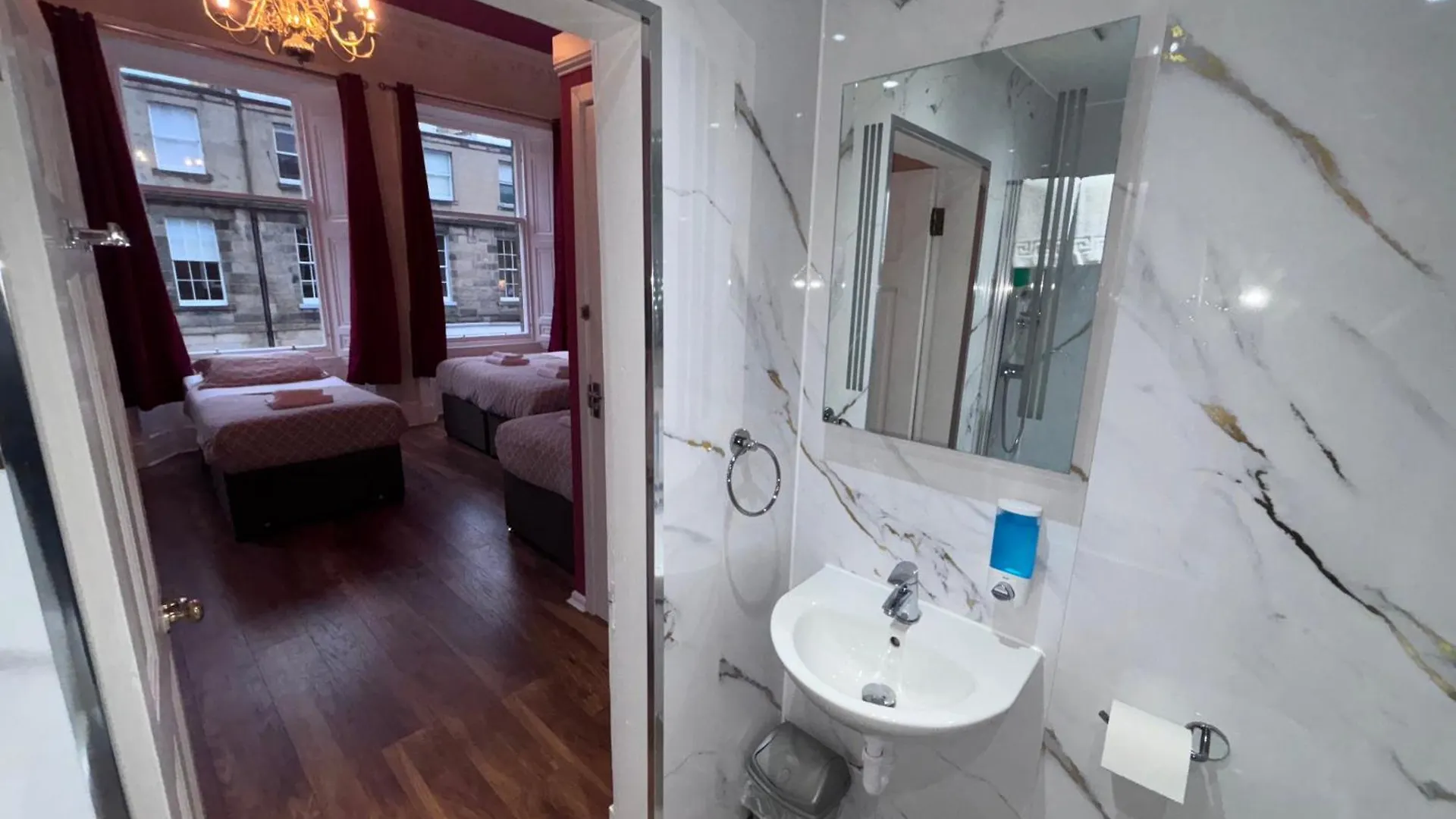 Affittacamere Regent House Hotel - City Centre Hotel Edimburgo